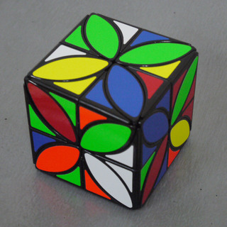 CloverCubePlus_tri#10BaseEdge2.JPG