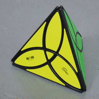 CloverPyraminx.JPG