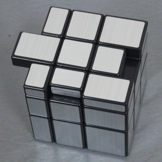 Mirr6aELL.JPG